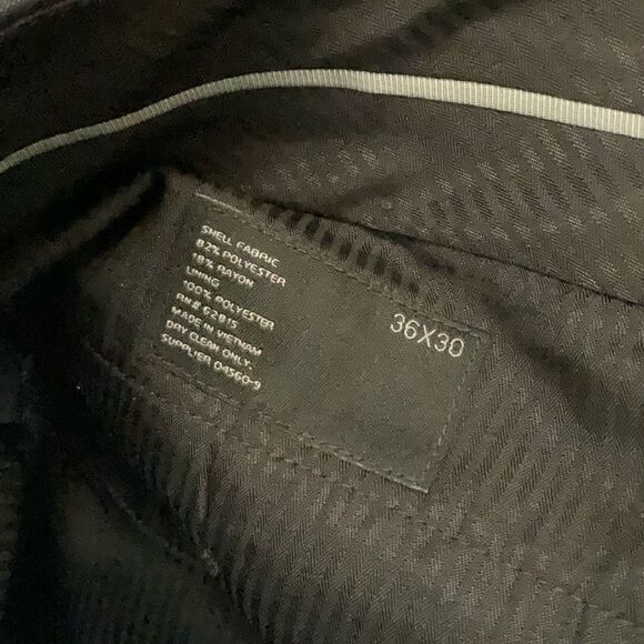 🔥 Take 50% OFF- J. Ferrar Slim Fit 2pcs Men’s Suit, Jacket 44R / Pant 36X30 - Picture 16 of 16